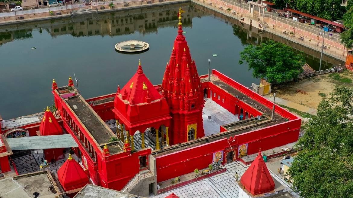 Durga Kund Temple Varanasi